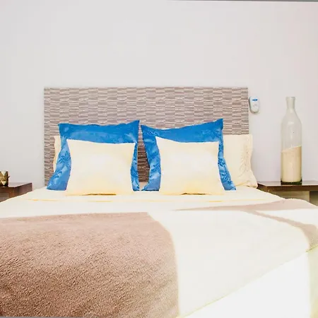 Superior Studio 06 Aquamarina Suites-3