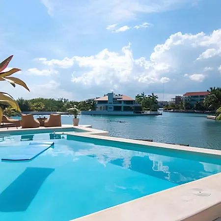 Casa La Torre, Luxury Private Waterfront Villa-3