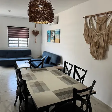 La Casa Del Arbol -4Bed 3 Bath-3
