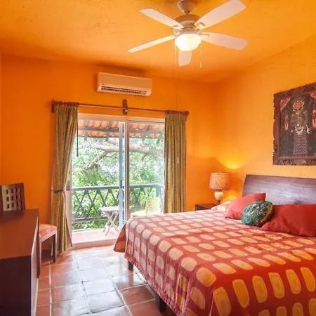 Charming Authentic Mexico-Walk To Beach & 5Th Ave!-2