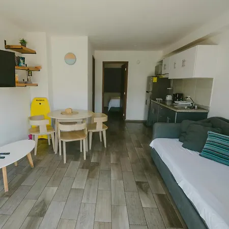 Hotelzone L17 Beach Access-3