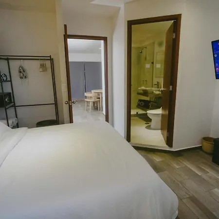 Hotelzone L17 Beach Access-2