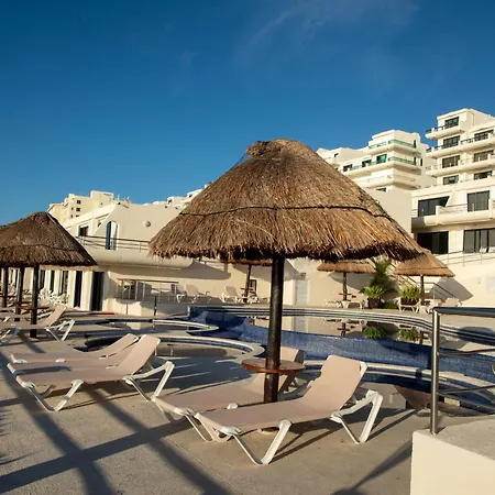Hotelzone L16 Beach Access-3