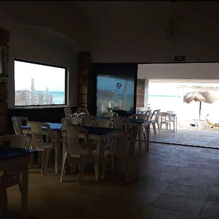 Pelicano Inn Playa Del Carmen - Beachfront Hotel-3