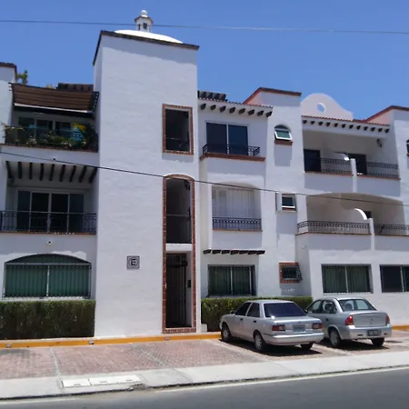 Gaviotas Condo 11 By Kamuvan-3