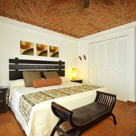 Las Palmas Condominio-2