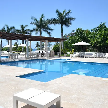 Magia Beachside Condo-2