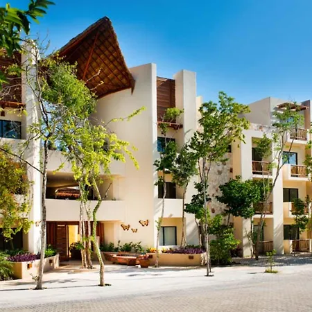 Amazing 2Br Condo Surrounded By Nature By Happy Address-3