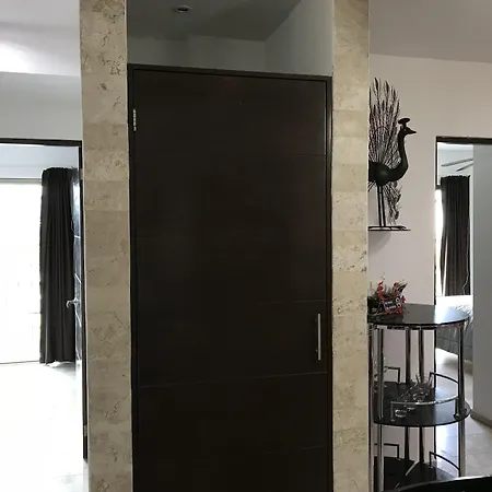 Lilas Del Mar Apartments-3