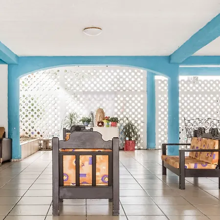 Oyo Hotel Jaguar-2