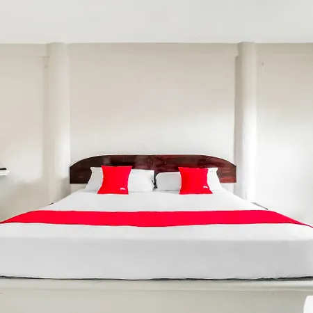 Oyo Hotel Jaguar-3