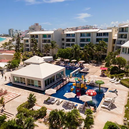 Beachview & Balcony 3905-2