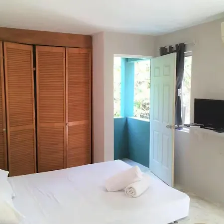 Apartment & Studio 28-2