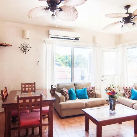 Beachfront 2Br Condo In Playa I Steps To 5Th Ave!-3
