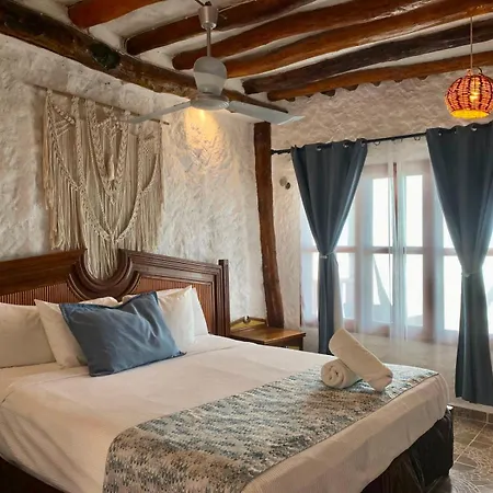 Golden Paradise Oceanfront - Self Check In-2