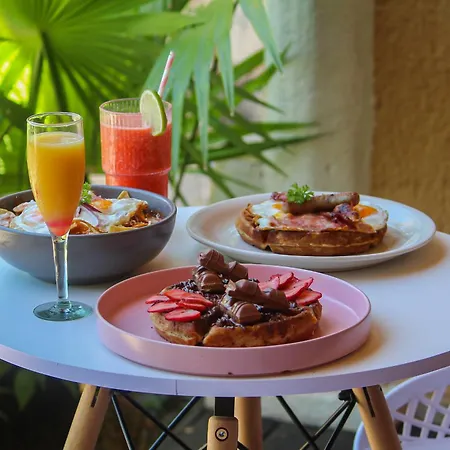 Chez Waffle Hotel-2