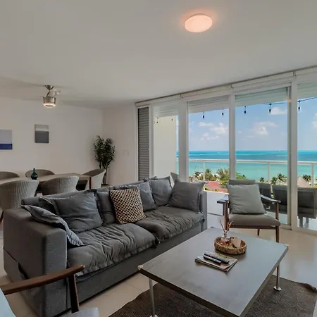 Blue Dream Beachfront 2 Bdr By Casa Paraiso-3