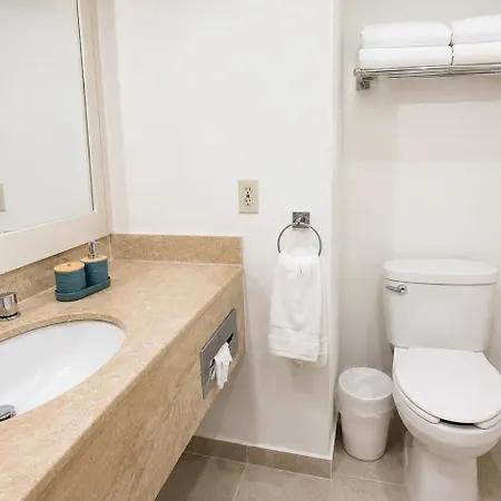 Beachfront Getaway Condo-2