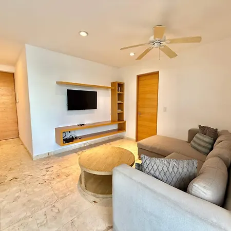 Anah Suites By Las Flores Vacation Rentals-3