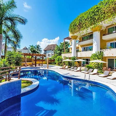 Pueblito Escondido 206-3