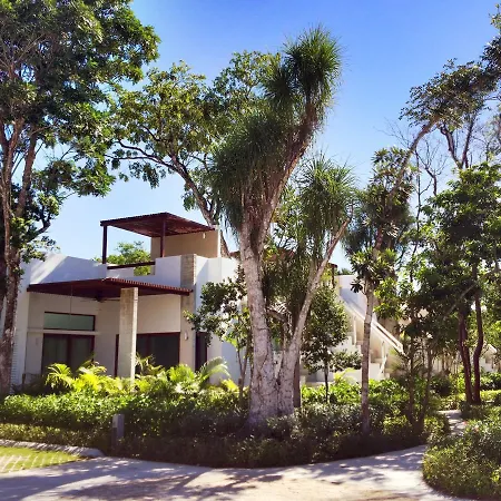 Luxury 2 Bedroom Bahia Principe Condo-2