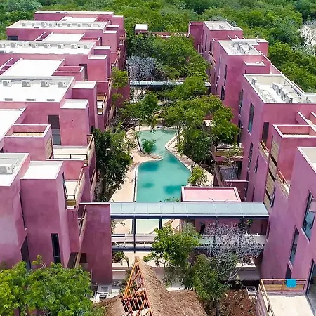 Chic Jungle 2 Bedroom Condo By Happy Address-2