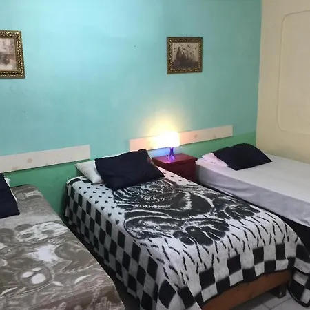 Grand Hostel Cancun-3