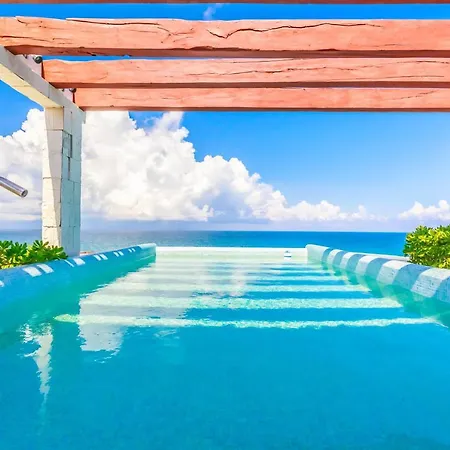 Deep Blue Condos - 302-3