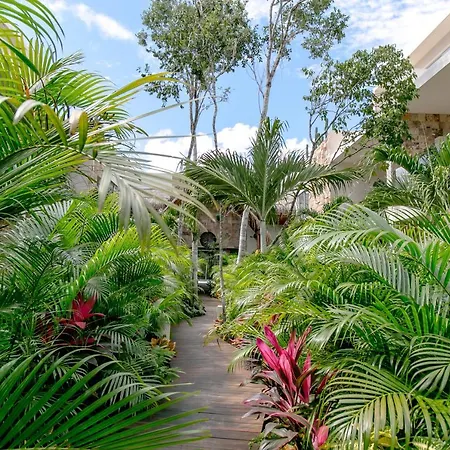 Alma De Flores Private Pools Suites-2