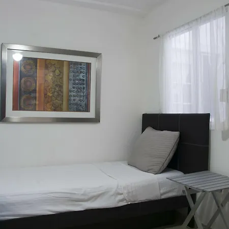 Guayaba Apartment By Andiani-3