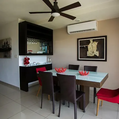 3Br Apt With Pool-2
