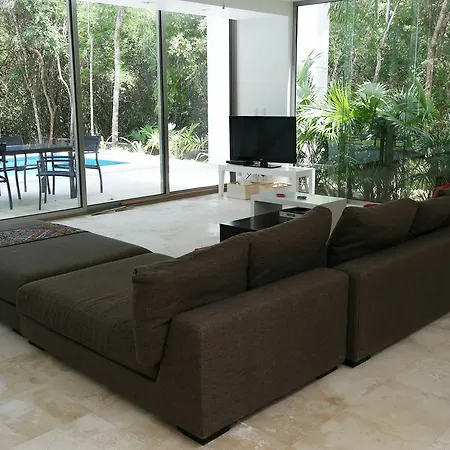 Bahia Principe Vacation Rentals - Four-Bedroom House-2