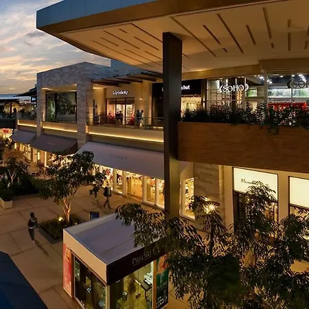 Ocean Front Suite, Balcony, Kitchen.-3