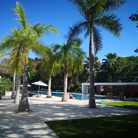 Beachside Resplandor Maya Corasol With Balcony For 4 People-3