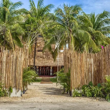 Selina Shared Los Lirios Tulum-3