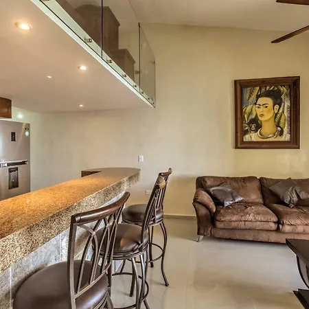 Private Balcony W/ Views: Oceanfront Cancun Condo!-2