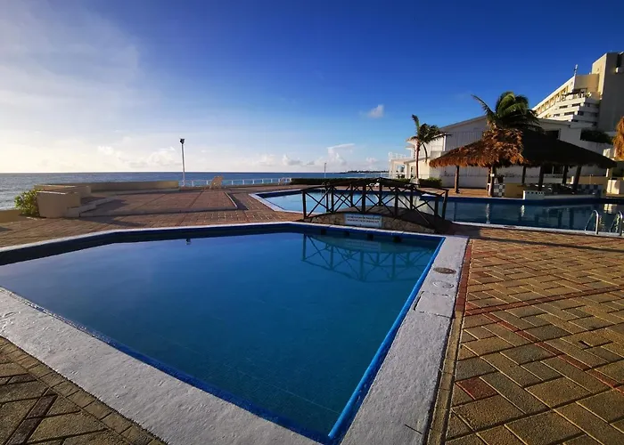Brisas Beachfront Studios In Hotel Zone Cancún aceita animais de estimação