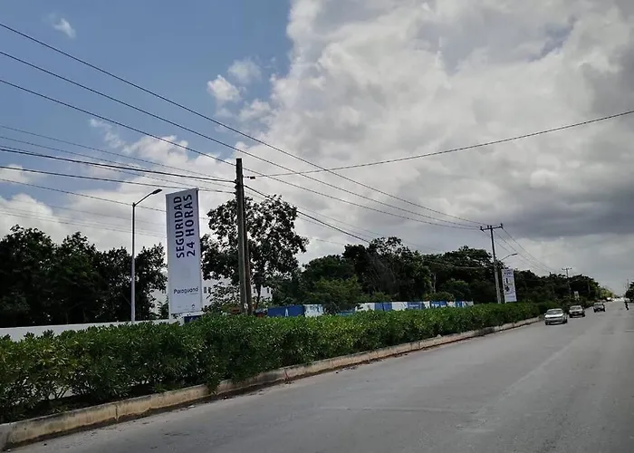 Residencial Con Seguridad Y Areas Recreativas. Vila Cancún