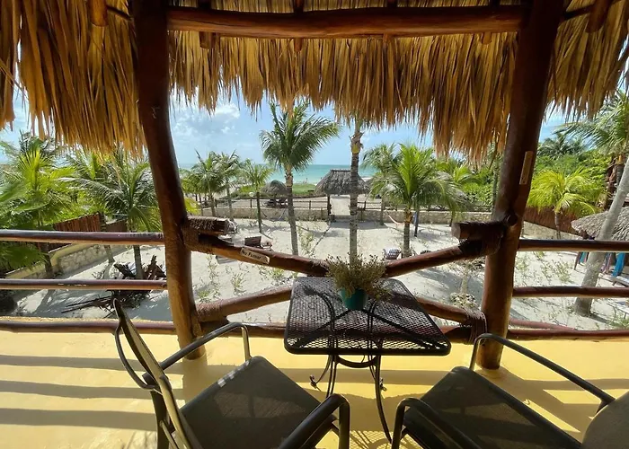 Beach Guesthouse Holbox Apartments & Suites