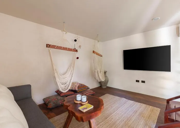 Haustierfreundliches Unique Tuluminatti Style Apartment With Swing Hammocks And Plunge Pool In Most Exclusive Gated Community In Aldea Zama