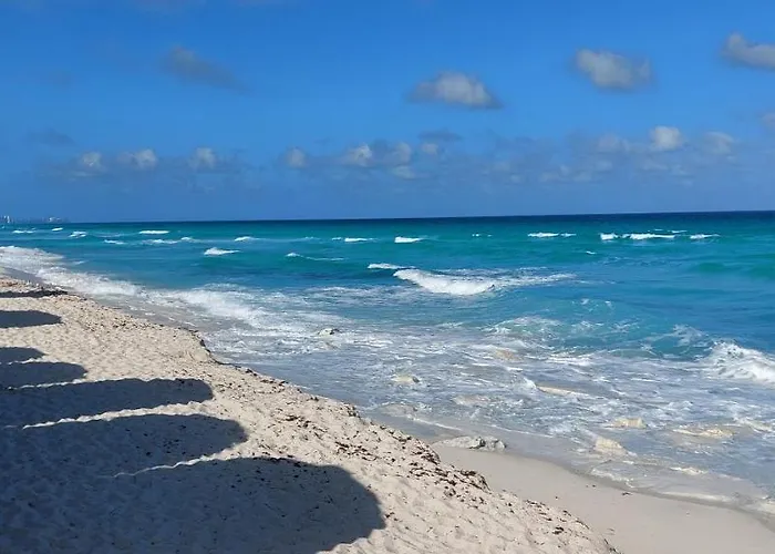 Departamento De Lujo En Condominios Solymar Cancún aceita animais de estimação
