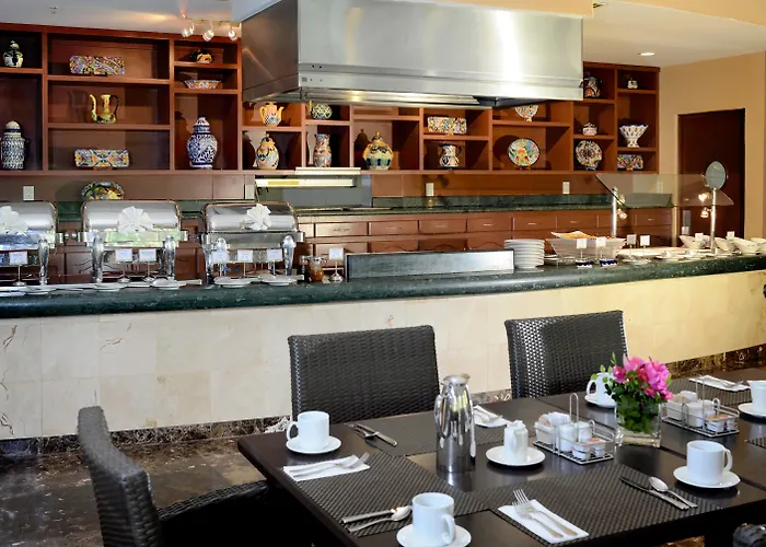Courtyard By Marriott Cancun Airport Alfredo V. Bonfil