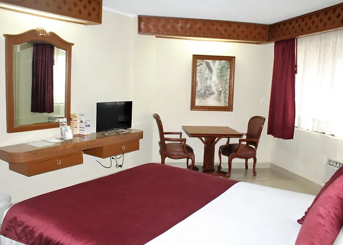 Cancun Hostels near Mercado 28