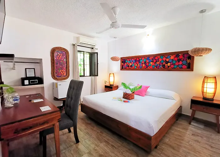 Hotels in de buurt van Cenote Carwash