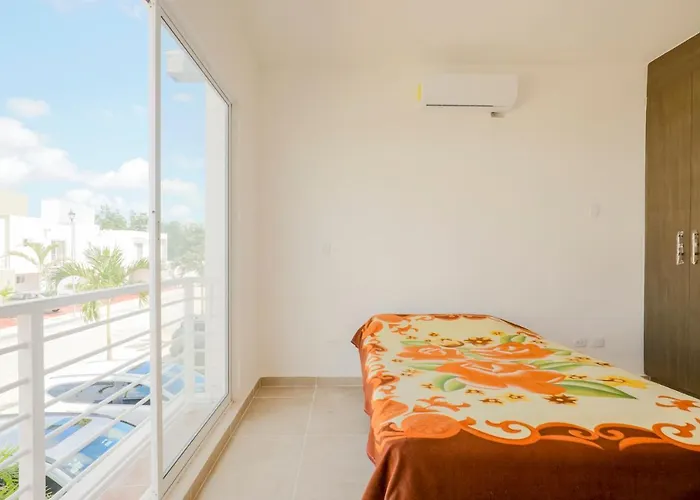 Hostpal Izamal Paradise Cancun Villa with Pool