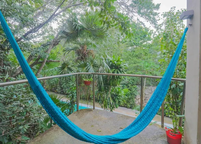Guest House La Aldea Holistic Experience Cancun