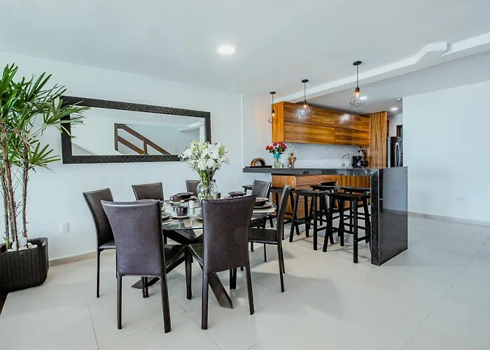 New! Oceanfront House In Cancun With Private Pier