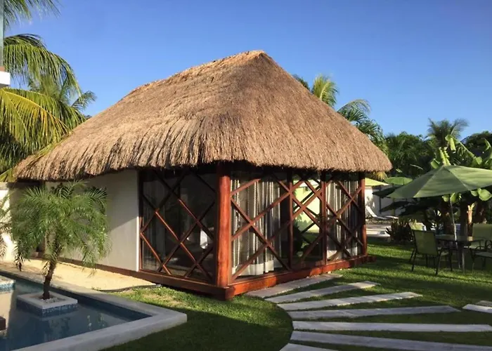 Bacalar hotels near Cenote Cocalitos