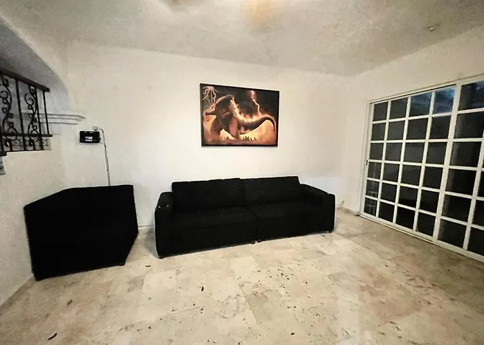 Cancun City Life Style Close To Airport