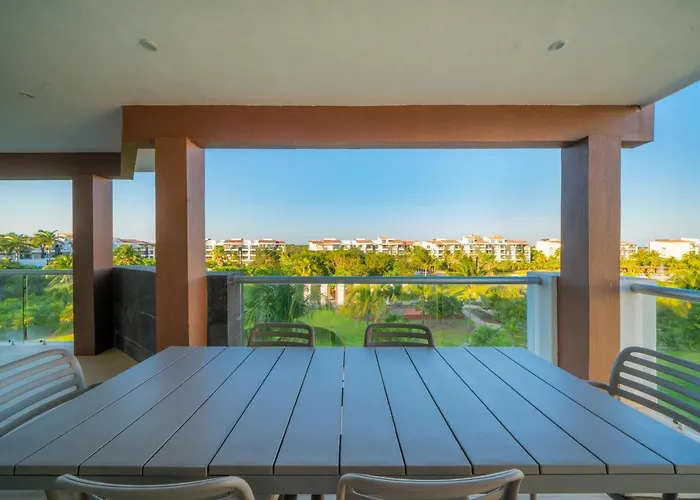 Ocean View Resort Style Private Jacuzzi Condo Playa del Carmen